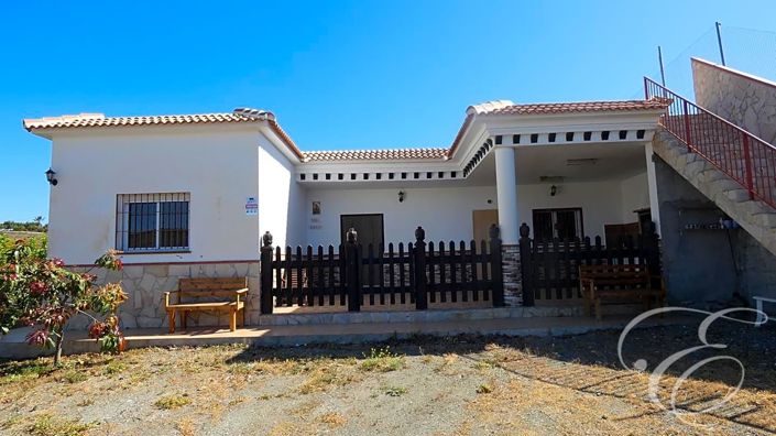 Image No.1-3 Bed Property for sale
