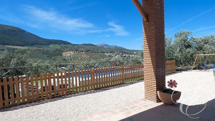 Image No.19-7 Bed Property for sale