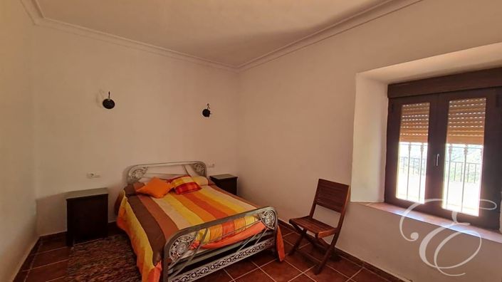 Image No.14-7 Bed Property for sale