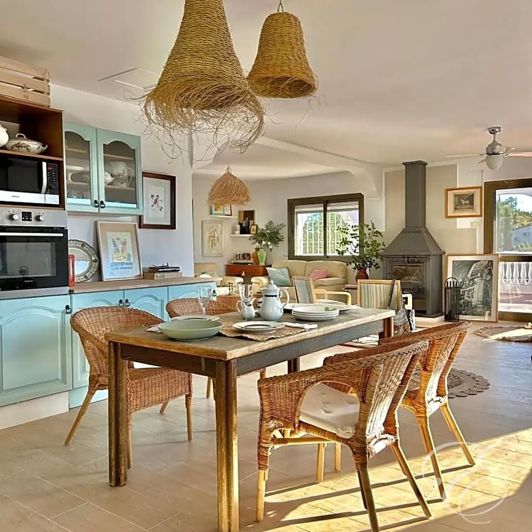 Image No.19-4 Bed Property for sale