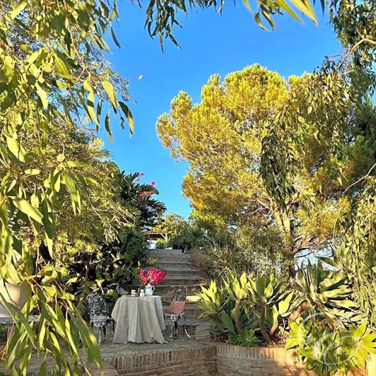 Image No.22-4 Bed Property for sale