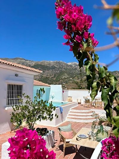 Image No.7-4 Bed Property for sale