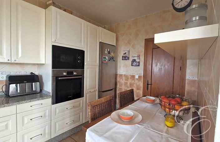 Image No.13-4 Bed Property for sale