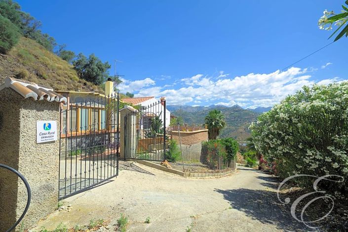 Image No.1-3 Bed Property for sale