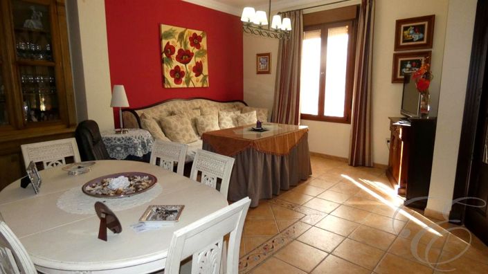 Image No.3-4 Bed Property for sale