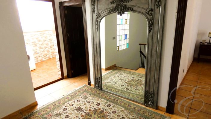 Image No.10-4 Bed Property for sale