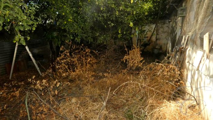 Image No.14-6 Bed Property for sale