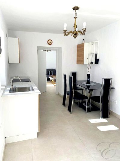 Image No.7-3 Bed Property for sale