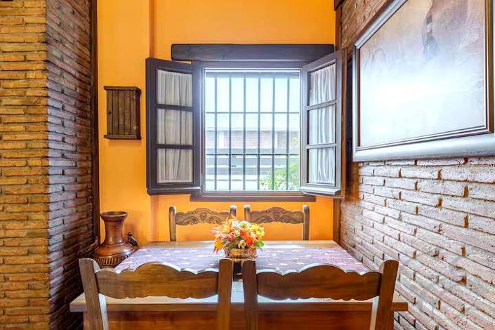 Image No.12-2 Bed Property for sale