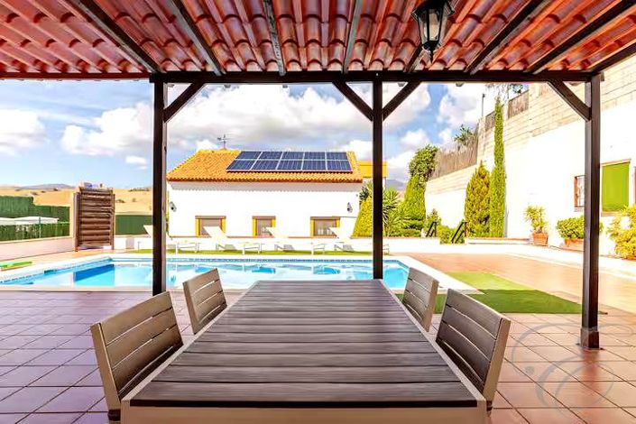 Image No.3-2 Bed Property for sale