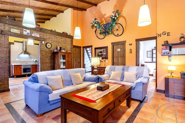 Image No.4-2 Bed Property for sale