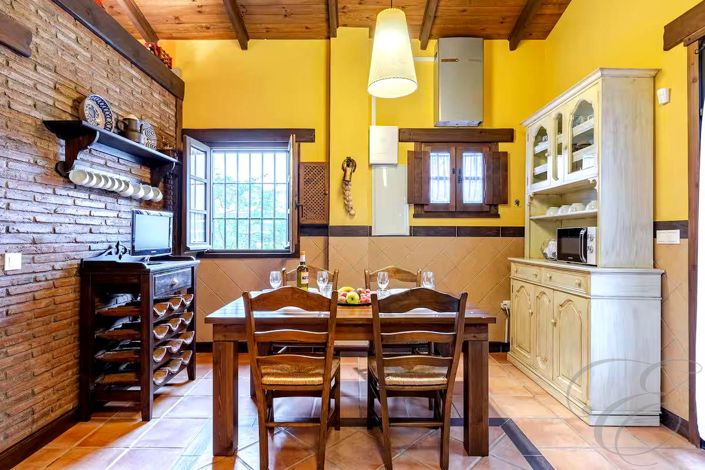 Image No.7-2 Bed Property for sale