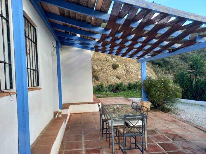 Image No.20-4 Bed Property for sale