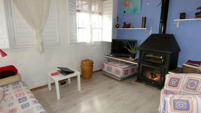 Image No.4-4 Bed Property for sale