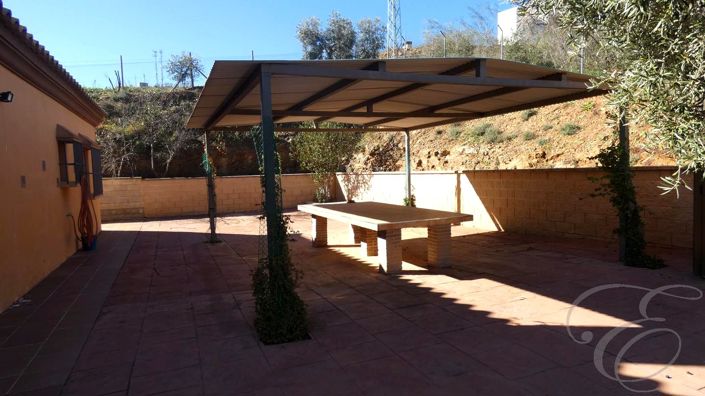 Image No.20-3 Bed Property for sale