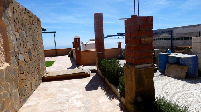 Image No.13-3 Bed Property for sale