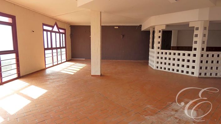 Image No.13-4 Bed Property for sale