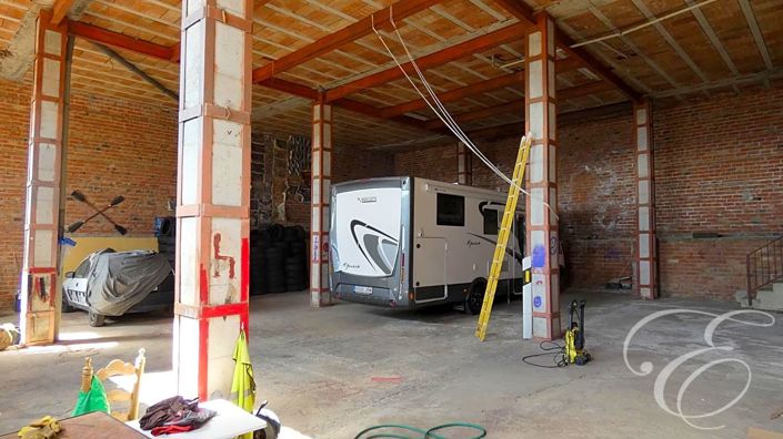 Image No.19-4 Bed Property for sale