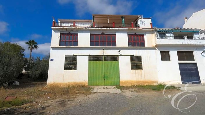 Image No.20-4 Bed Property for sale