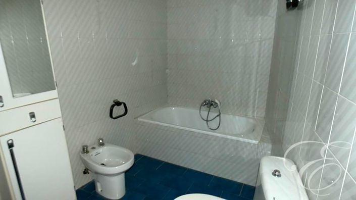 Image No.8-4 Bed Property for sale