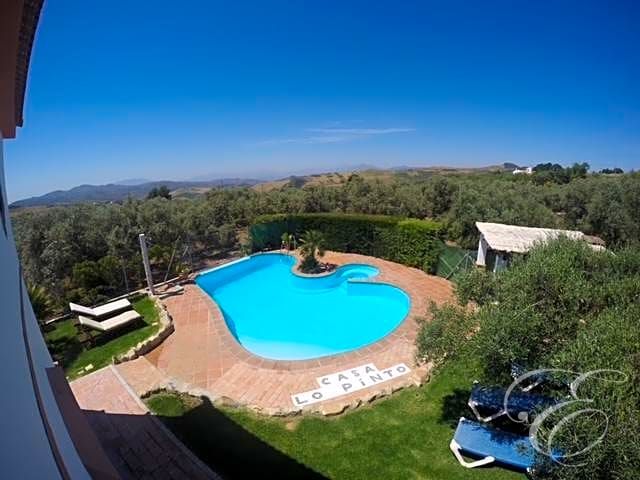 Image No.17-4 Bed Property for sale