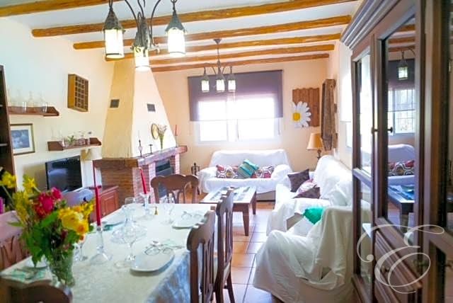 Image No.3-4 Bed Property for sale