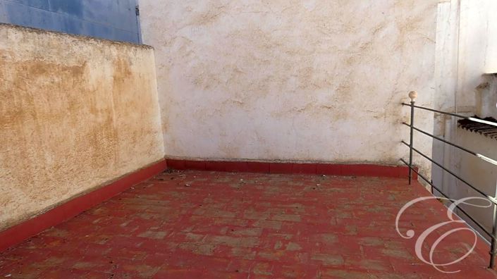 Image No.19-5 Bed Property for sale