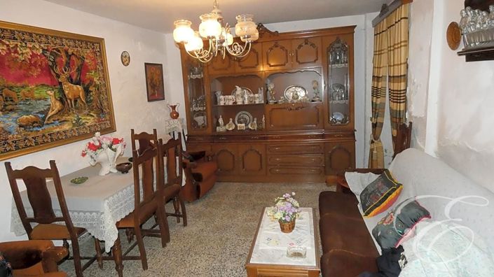 Image No.4-5 Bed Property for sale