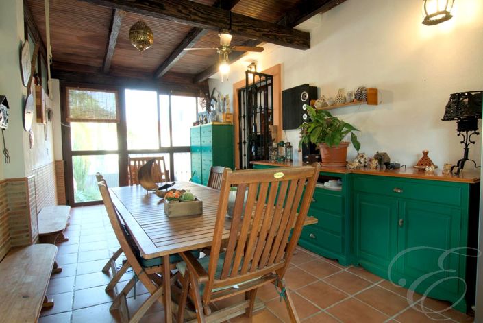 Image No.11-3 Bed Property for sale