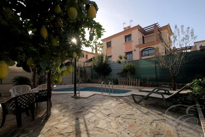 Image No.2-3 Bed Property for sale