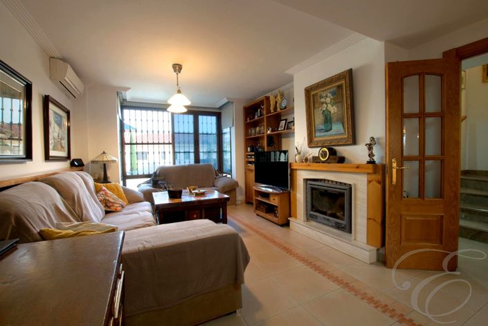 Image No.4-3 Bed Property for sale