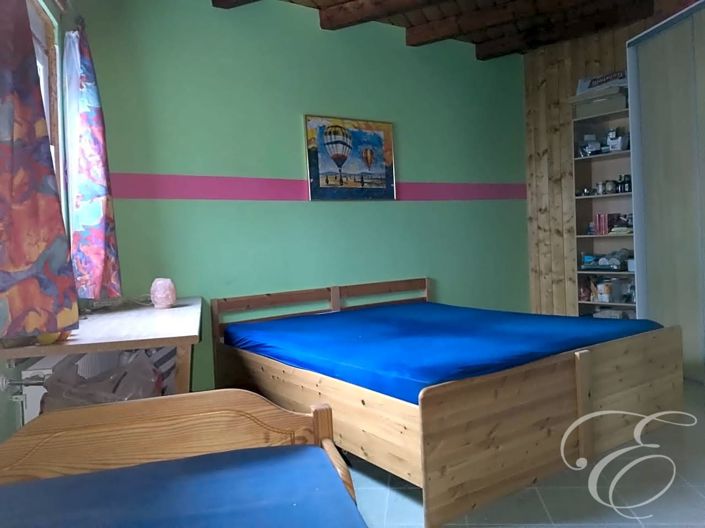 Image No.11-5 Bed Property for sale