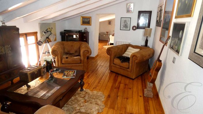 Image No.13-5 Bed Property for sale