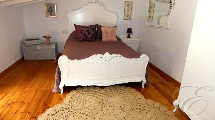 Image No.15-5 Bed Property for sale