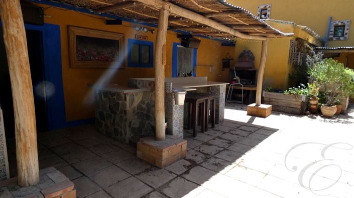 Image No.23-6 Bed Property for sale