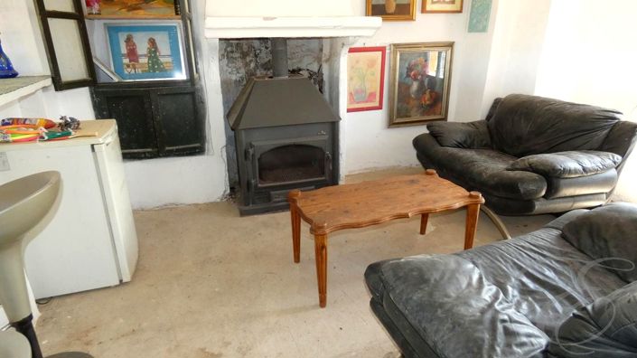 Image No.24-6 Bed Property for sale