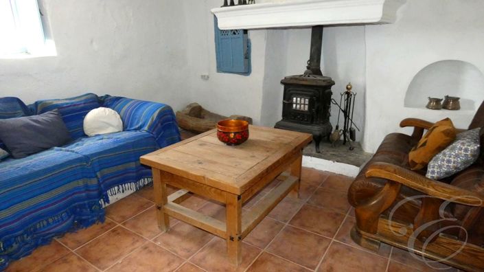 Image No.26-6 Bed Property for sale