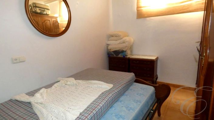 Image No.13-4 Bed Property for sale