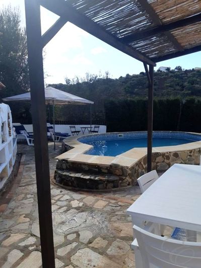 Image No.14-4 Bed Property for sale