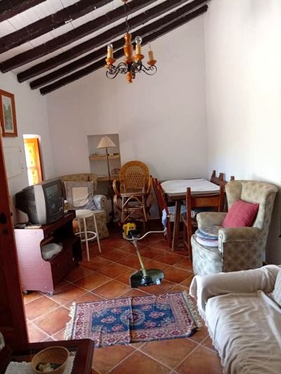 Image No.2-2 Bed Property for sale