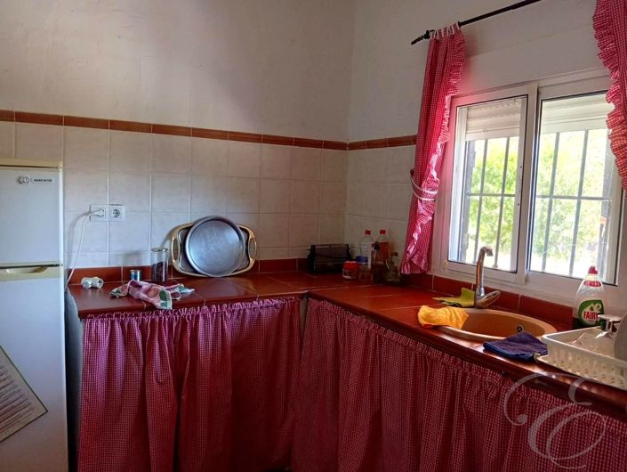 Image No.4-2 Bed Property for sale