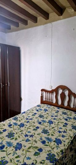 Image No.9-9 Bed Property for sale