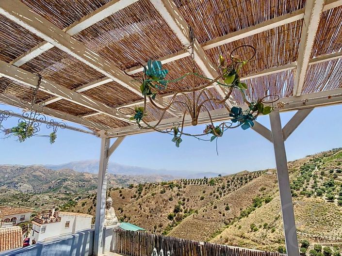 Image No.23-3 Bed Property for sale