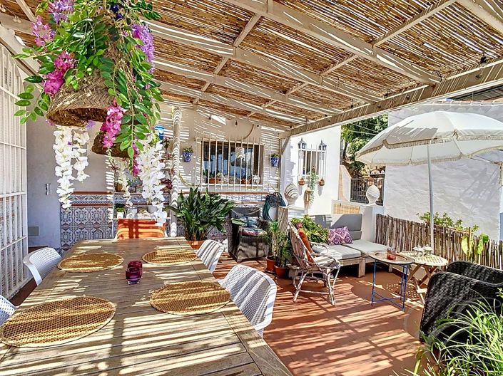 Image No.3-3 Bed Property for sale