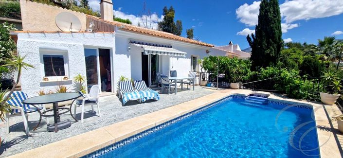 Image No.1-3 Bed Property for sale