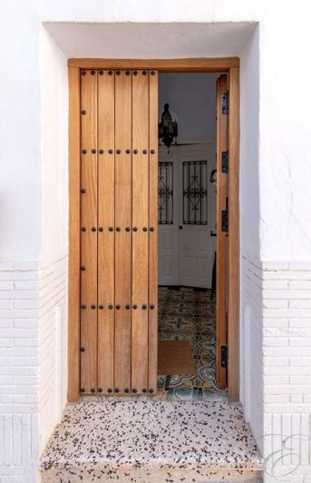 Image No.11-3 Bed Property for sale