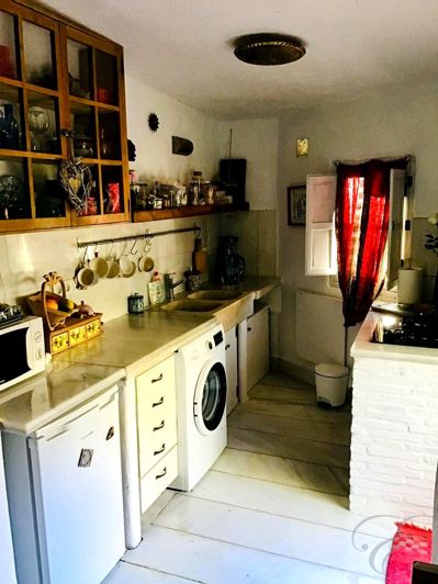 Image No.6-2 Bed Property for sale