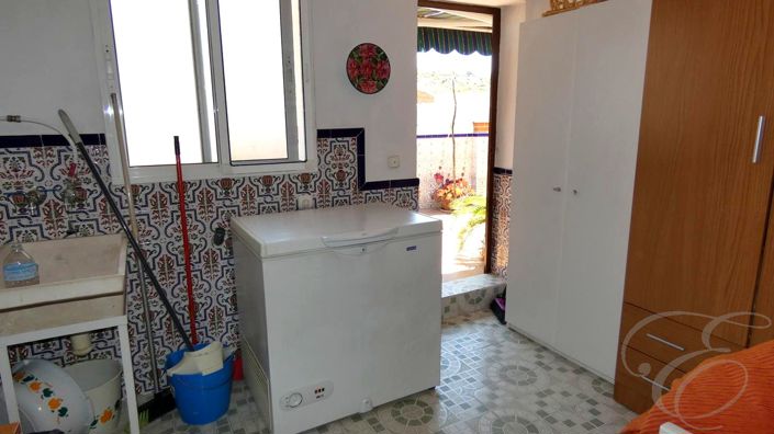 Image No.17-3 Bed Property for sale