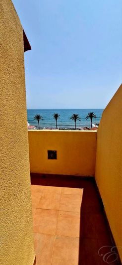 Image No.10-2 Bed Property for sale