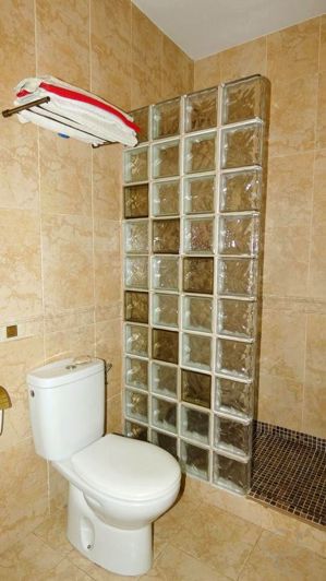 Image No.12-3 Bed Property for sale